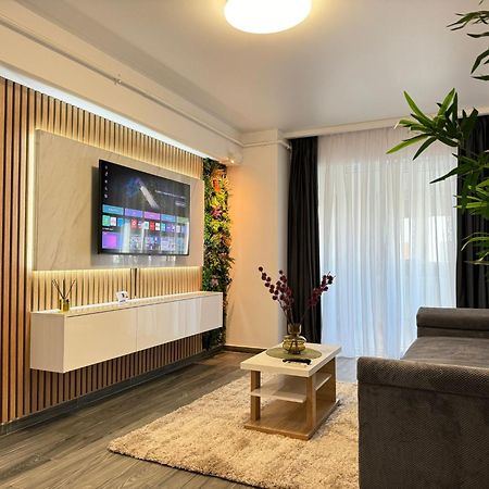 Luxury Glam Apartments Central Adress Bucuresti With Parking Exteriör bild