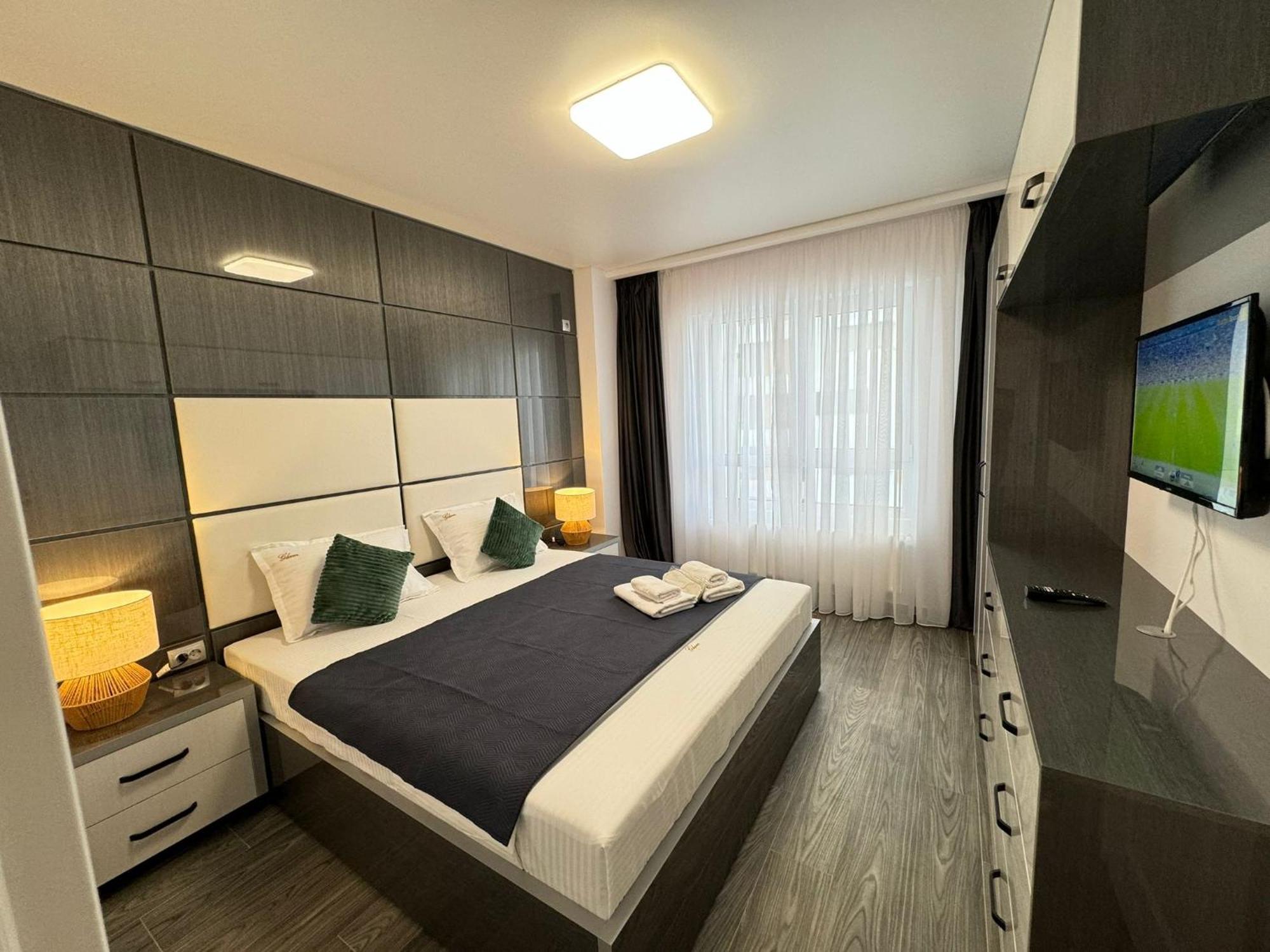 Luxury Glam Apartments Central Adress Bucuresti With Parking Exteriör bild