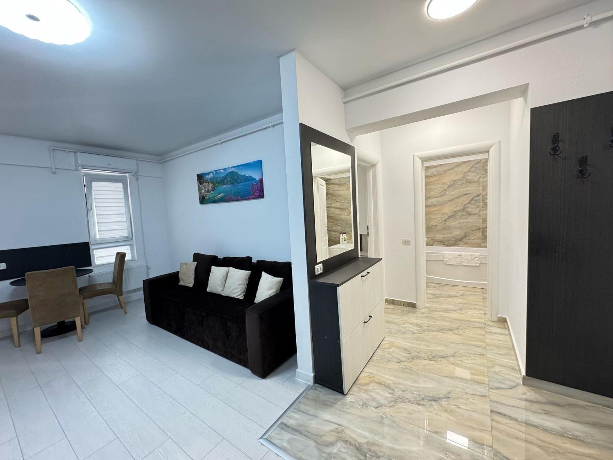 Luxury Glam Apartments Central Adress Bucuresti With Parking Exteriör bild