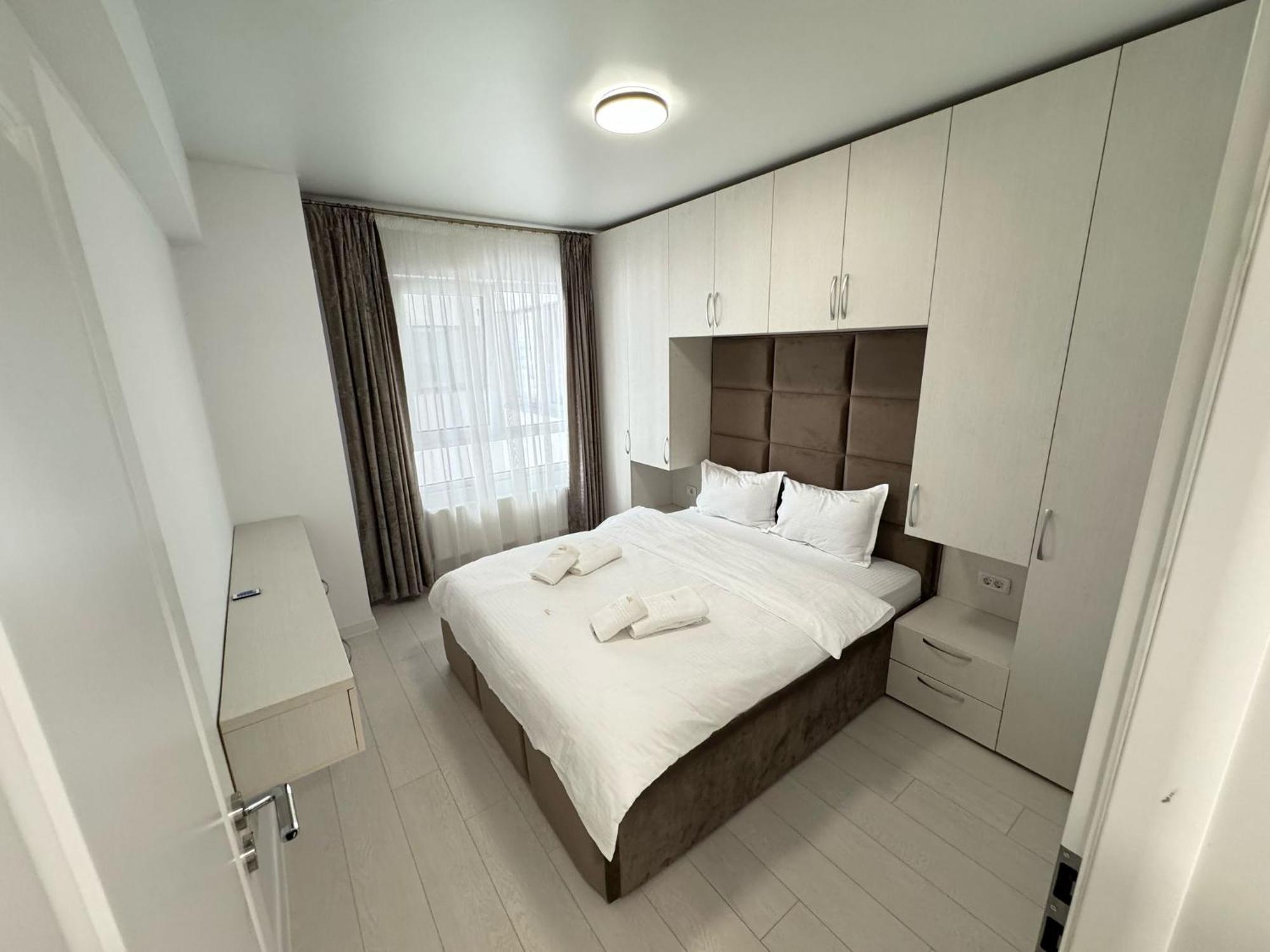 Luxury Glam Apartments Central Adress Bucuresti With Parking Exteriör bild